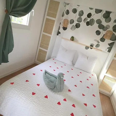 For 4 People 21 * Rochefort (Charente-Maritime)