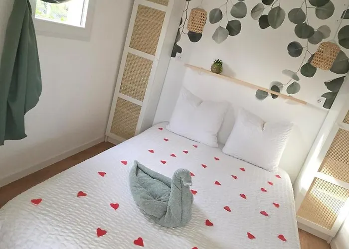 For 4 People 21 * Rochefort (Charente-Maritime)