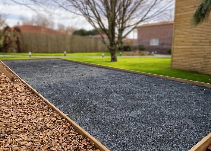 For 4 People 21 Rochefort